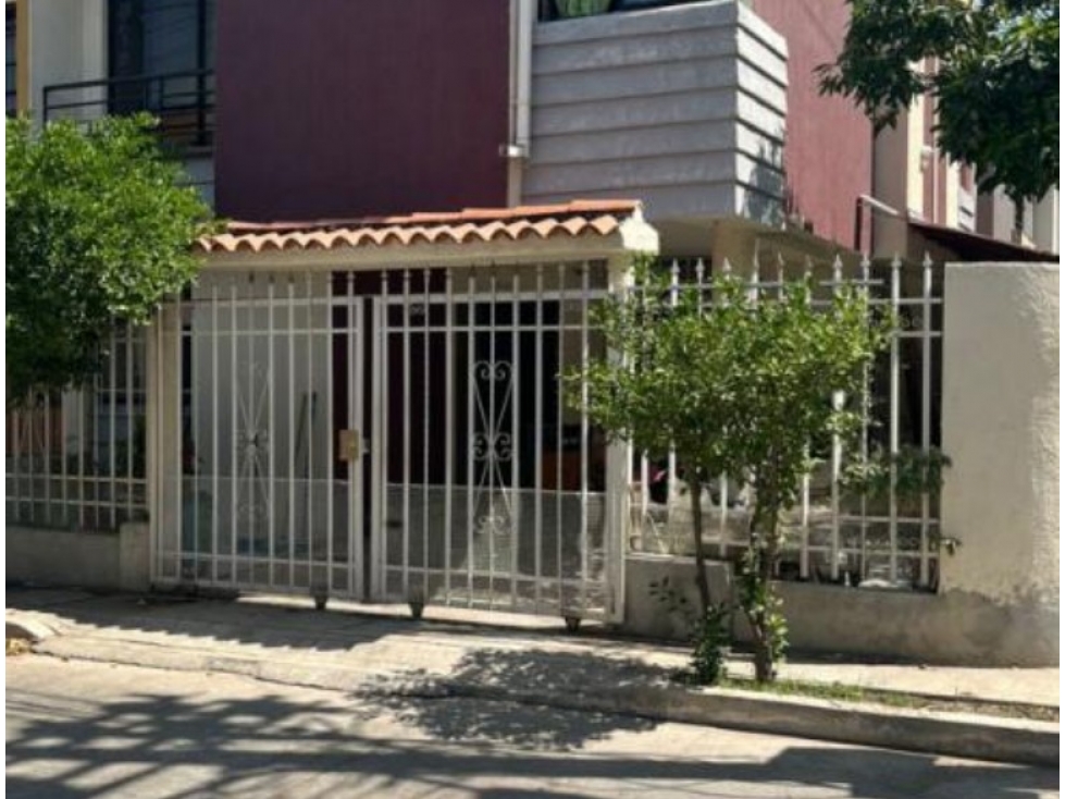 Venta Casa Urb Canarias - Cerca Universidad Cooperativa - Santa Marta