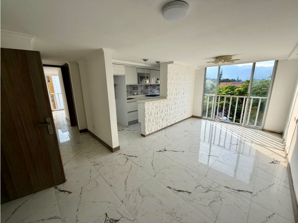 APARTAMENTO EN VENTA PISO 5 CON PARQUEADERO EN EL NORTE DE CALI AC — foto 2