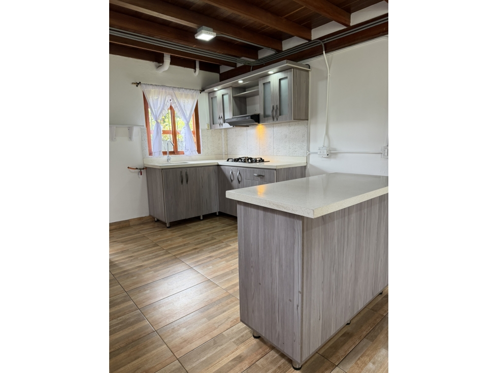 VENTA DE FINCA EN SANTA ELENA SECTOR BARRO BLANCO EXCELENTE UBICACIÓN — foto 6