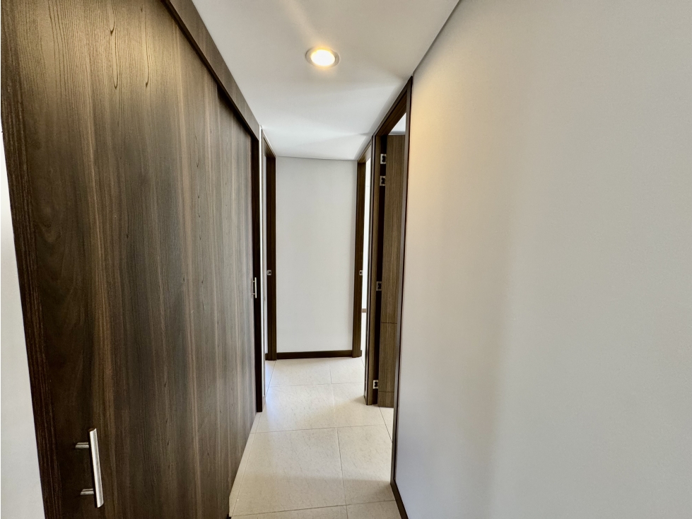 Apartamento en Venta con Vistas Panorámicas, La Doctora, Sabaneta — foto 6