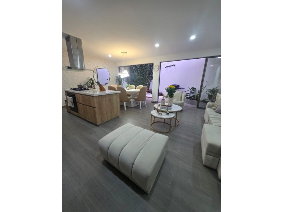 Casa en Venta en Unidad Cerrada en La Ceja — foto 2