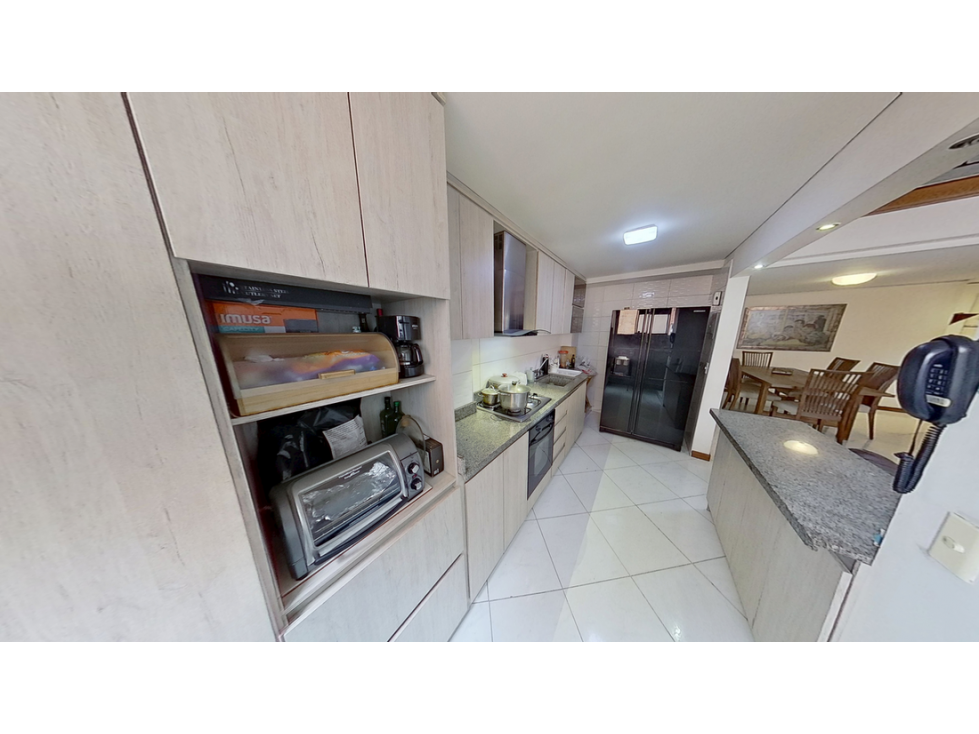 APARTAMENTO EN VENTA EN ENVIGADO EN UBICACIÓN PRIVILEGIADA — foto 5