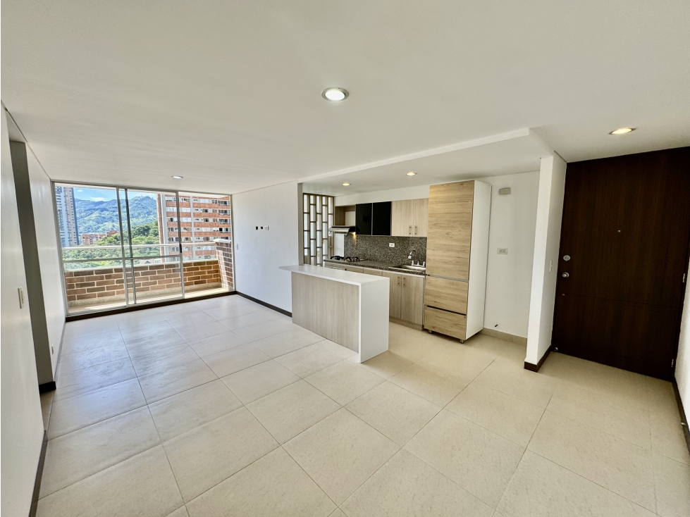 Apartamento en Venta con Vistas Panorámicas, La Doctora, Sabaneta — foto 2