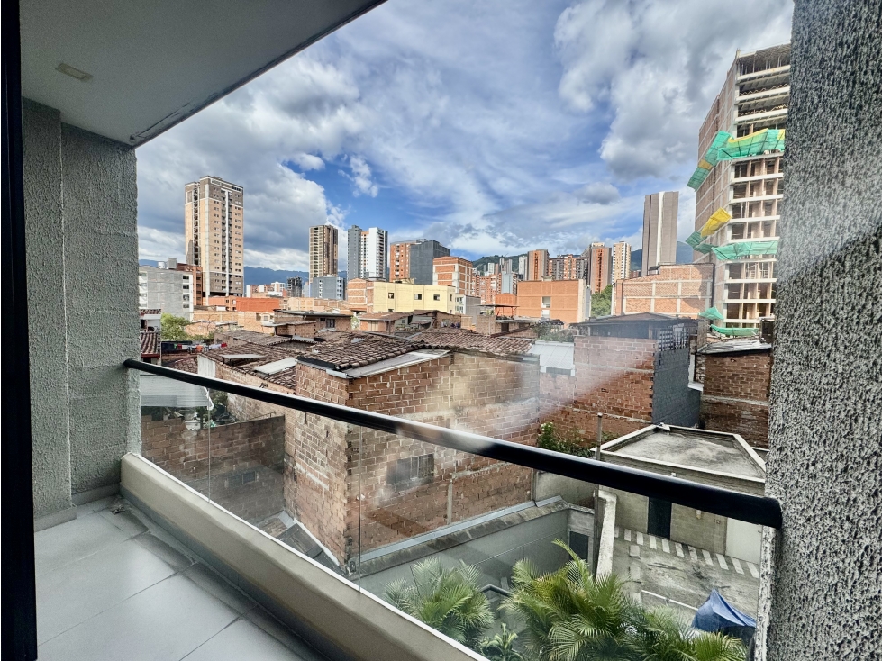 APARTAMENTO TIPO LOFT EN SABANETA SECTOR CALLE LARGA — foto 2