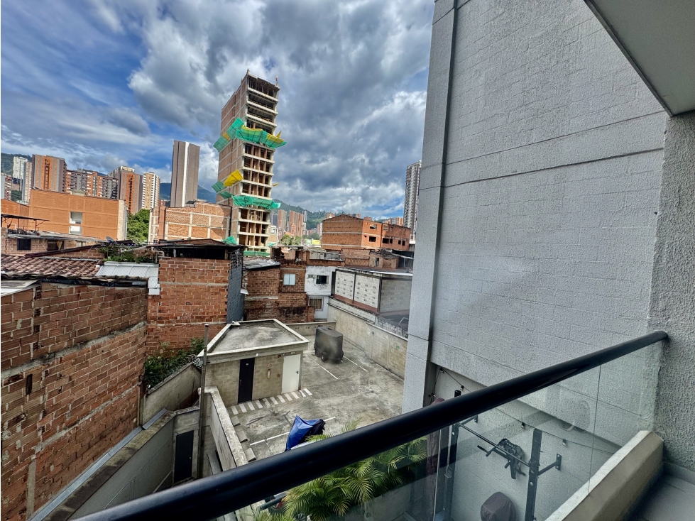 APARTAMENTO TIPO LOFT EN SABANETA SECTOR CALLE LARGA — foto 3