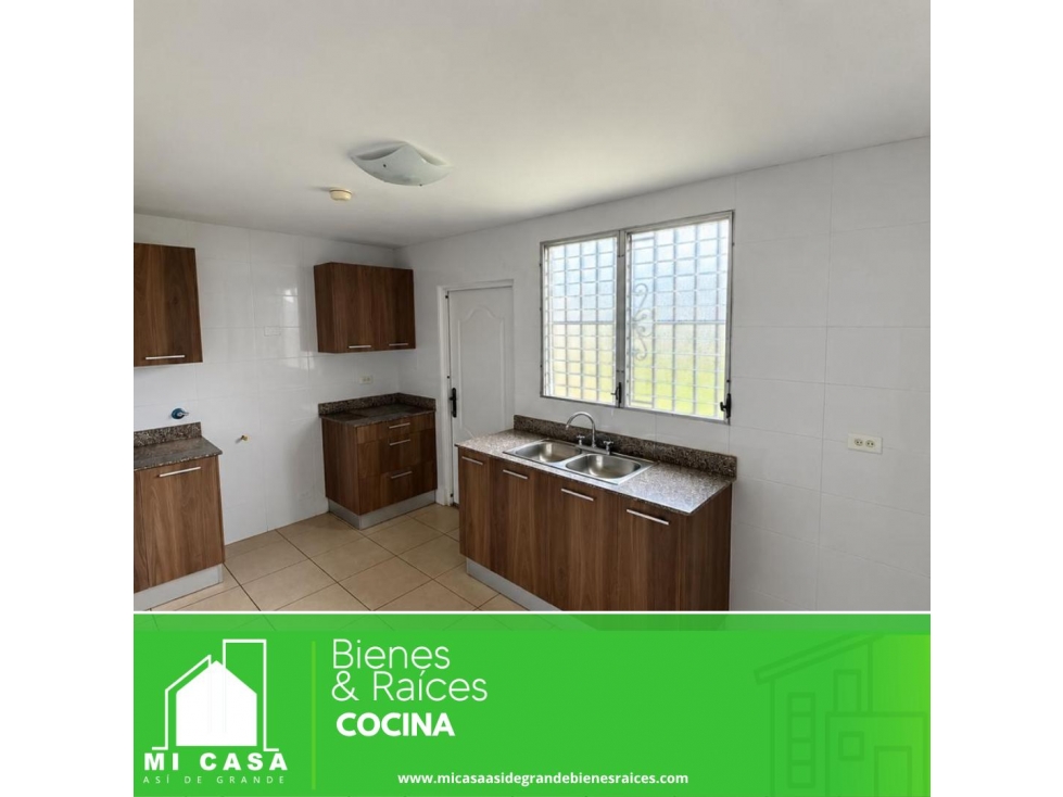 Alquiler o Venta Casa En Arraijan Brisas Del Golf - 5
