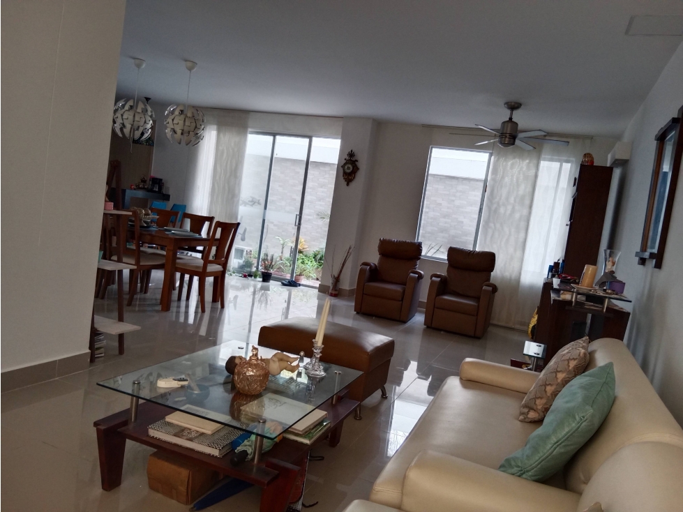 Venta de casa en conjunto con vista al mar en Puerto Colombia