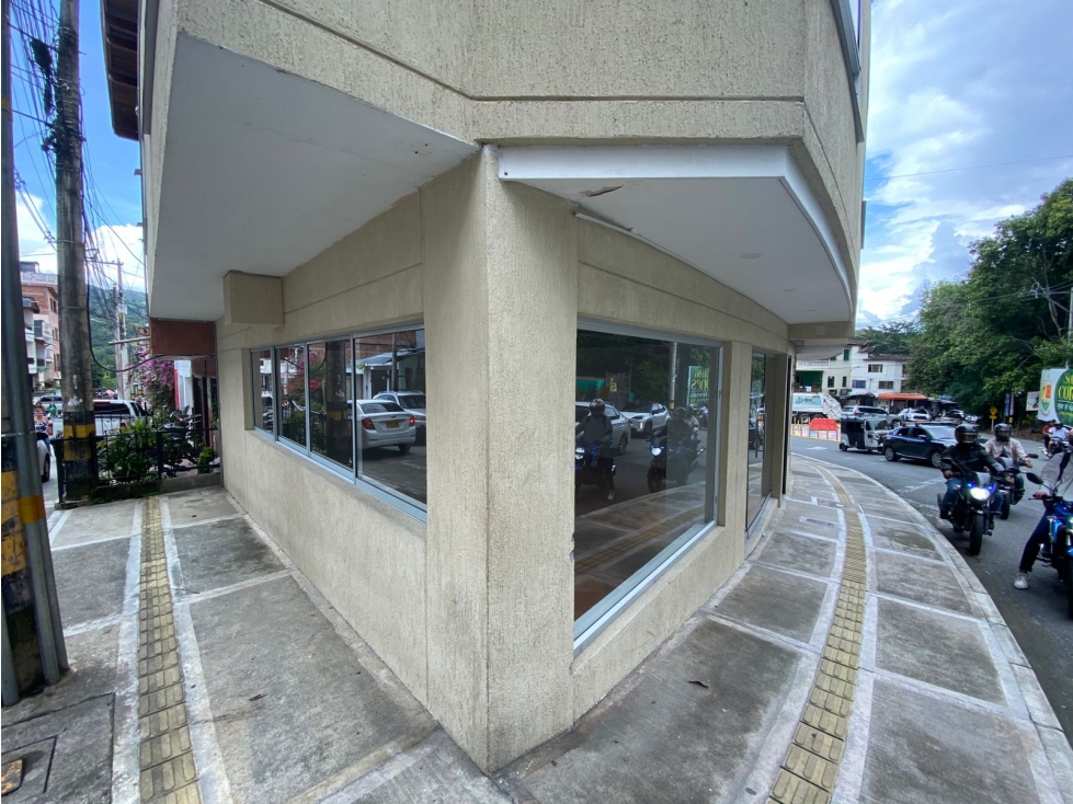 Local Comercial en Arriendo en San Jerónimo - Ant. (T2, Local 101) - 4