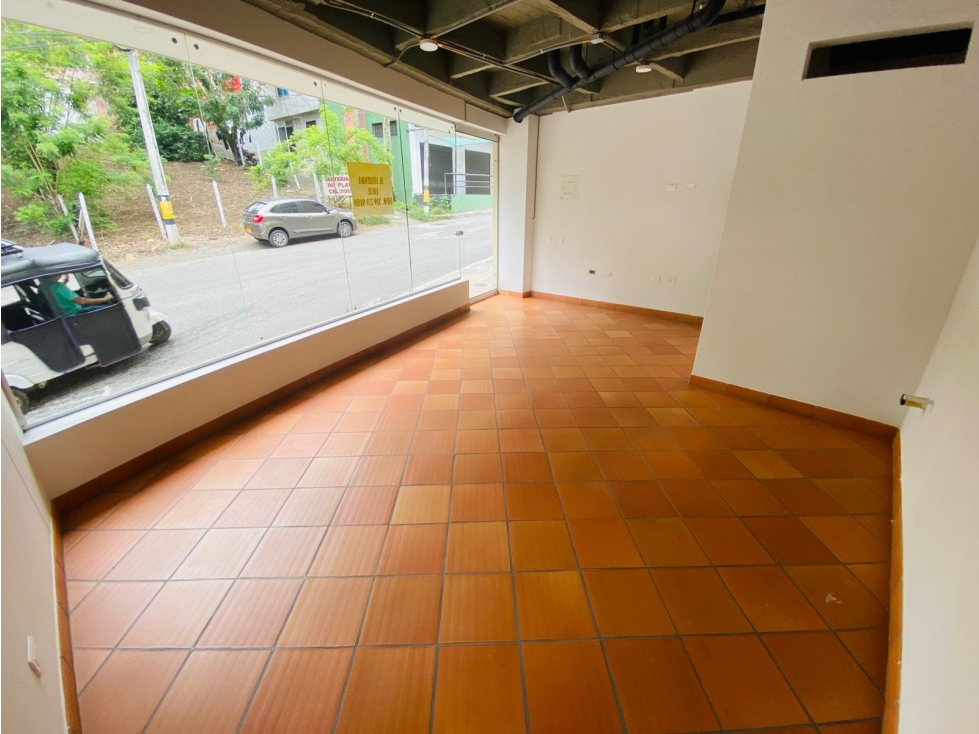 Local Comercial en Arriendo en San Jerónimo - Ant. (T2, Local 102) - 4