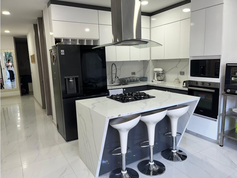APARTAMENTO EN VENTA EN GUAYABAL