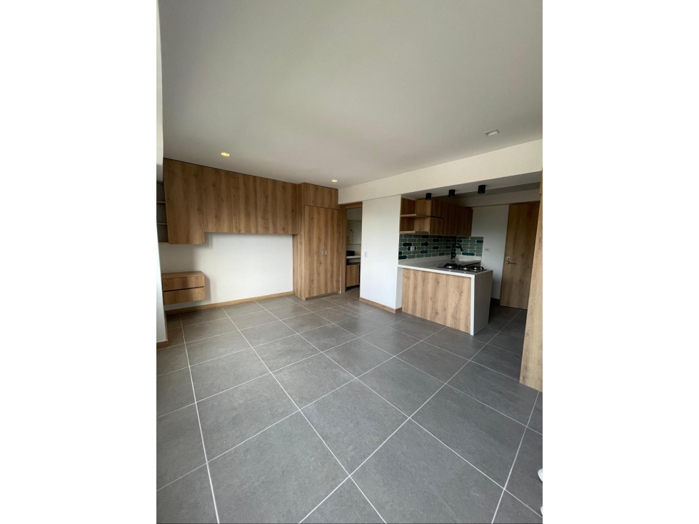 LOFT EN SABANETA EN VENTA CON PARQUEADERO Y UTIL — foto 3