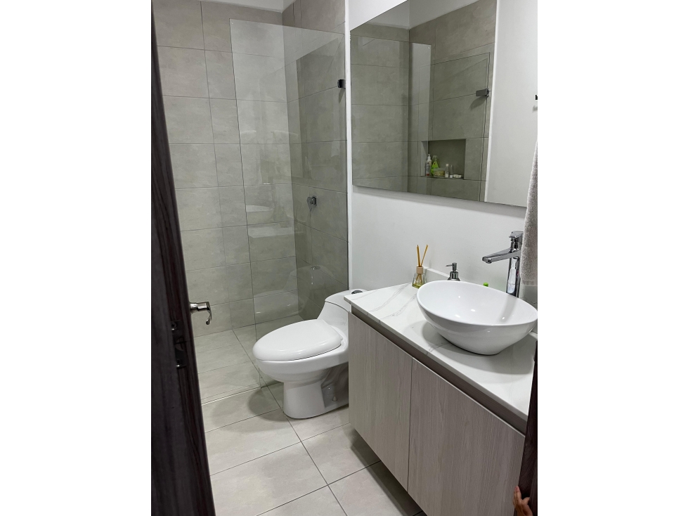 APARTAMENTO EN VENTA EN GUAYABAL — foto 5