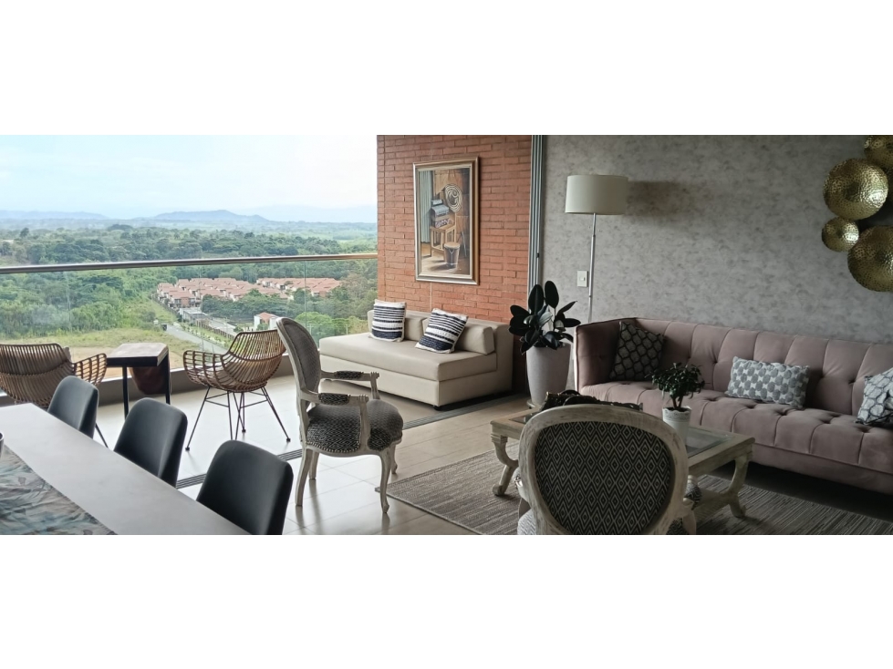 APARTAMENTO DE LUJO, RODEADO DE NATURALEZA