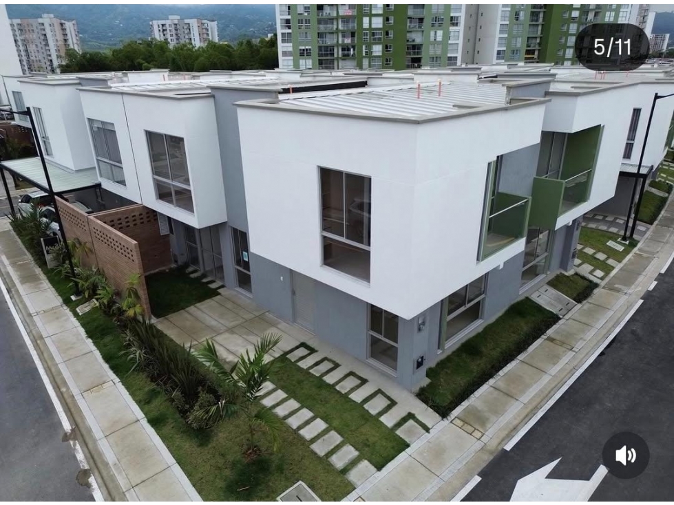 CASA ESQUINERA PARA ESTRENAR A 5 MINUTOS DE PEREIRA!!! — foto 2