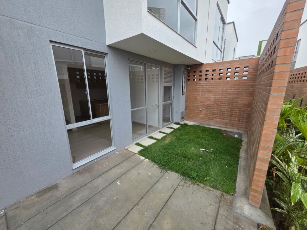 CASA ESQUINERA PARA ESTRENAR A 5 MINUTOS DE PEREIRA!!! — foto 3