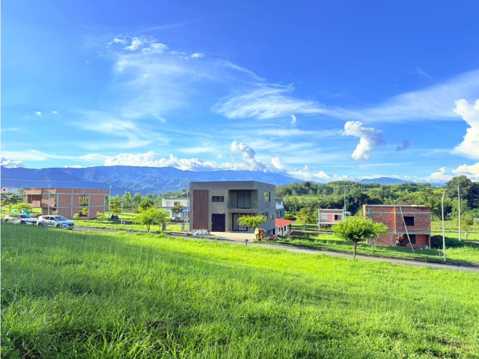 LOTE EN CONDOMINIO CAMPESTRE A 45 MINUTOS DE PEREIRA - VITERBO