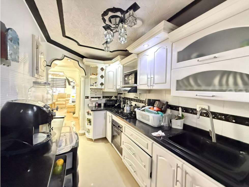 HERMOSA Y AMPLIA CASA EN LA AV. SUR - PEREIRA — foto 6