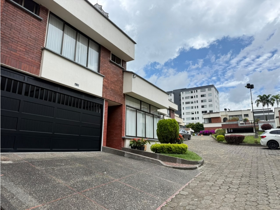 CASA CON EXCELENTE UBICACIÓN EN ALAMOS PEREIRA — foto 3