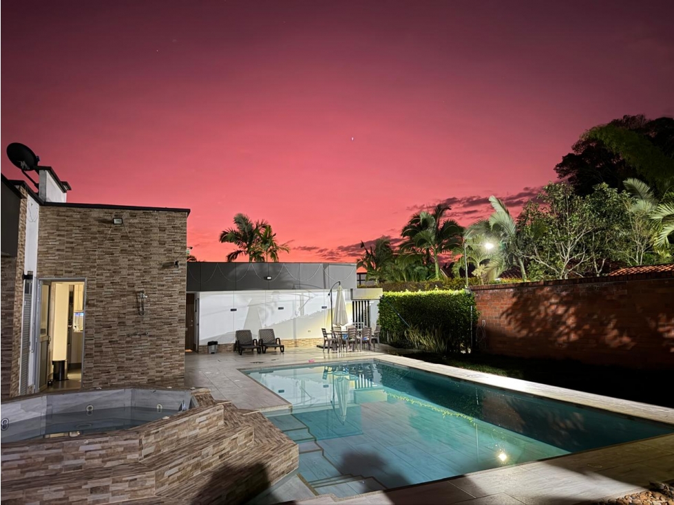 CASA CAMPESTRE EN CERRITOS PEREIRA