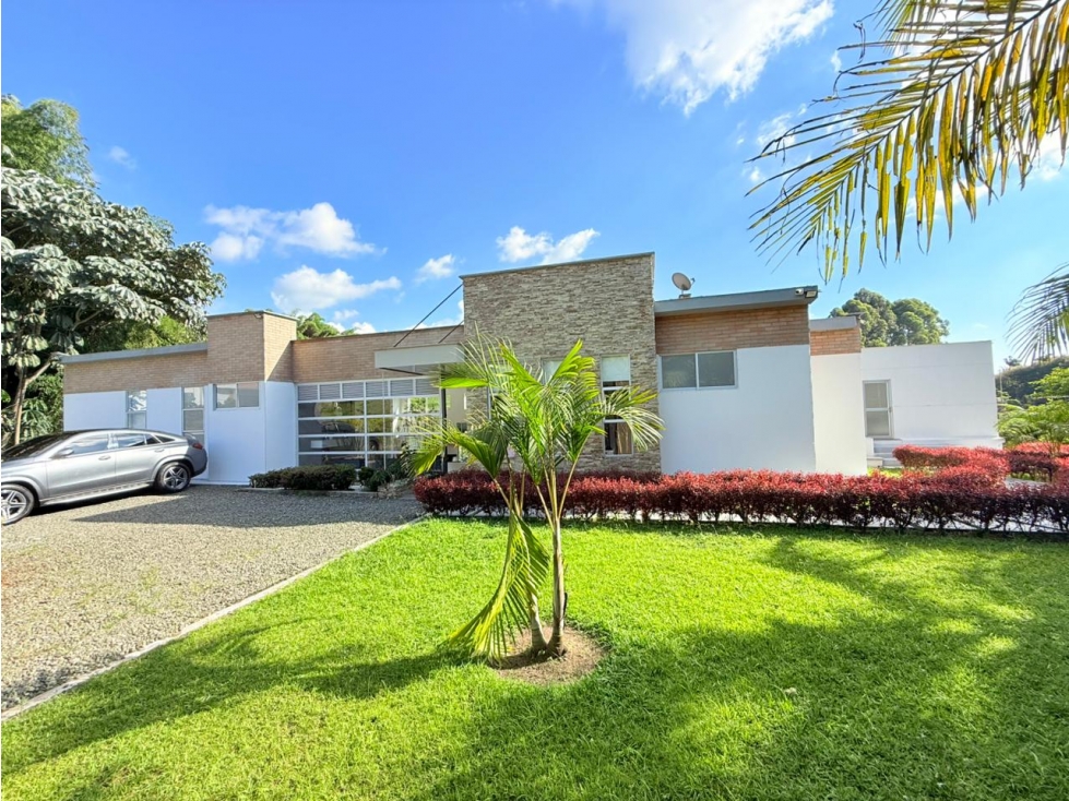 CASA CAMPESTRE EN VENTA A SOLO 10 MINUTOS DE PEREIRA