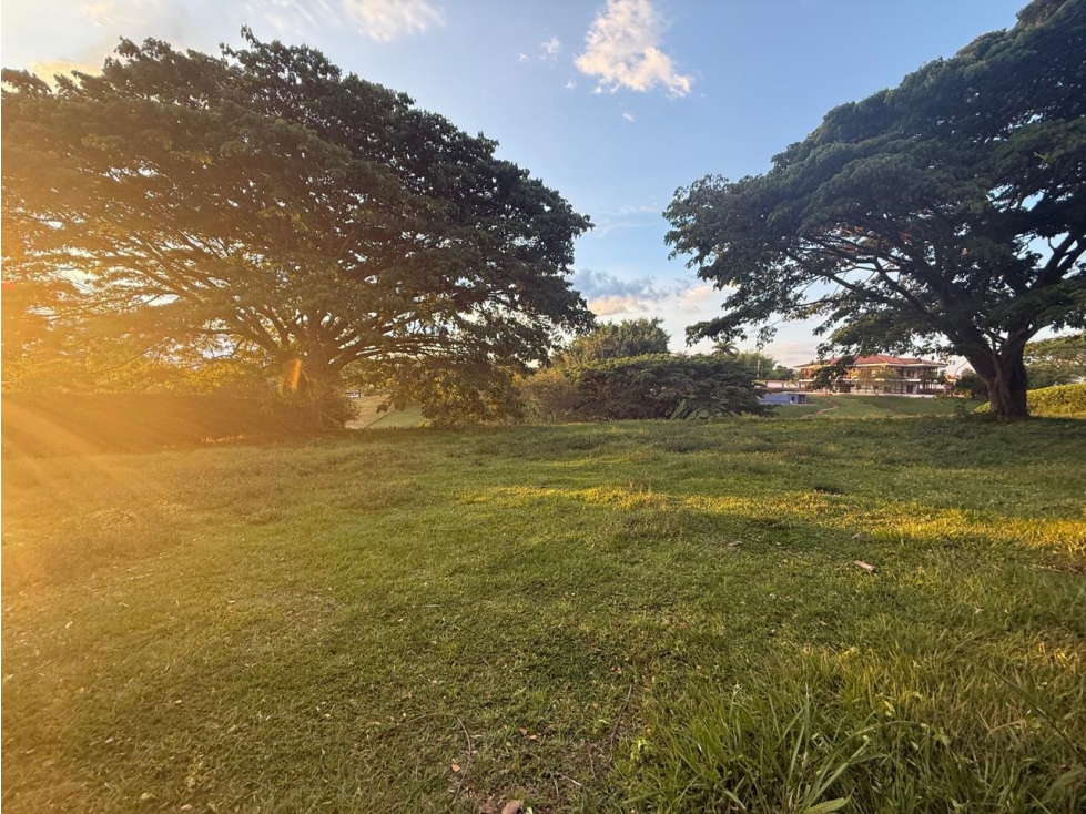 VENTA LOTE INDEPENDIENTE EN CERRITOS PEREIRA