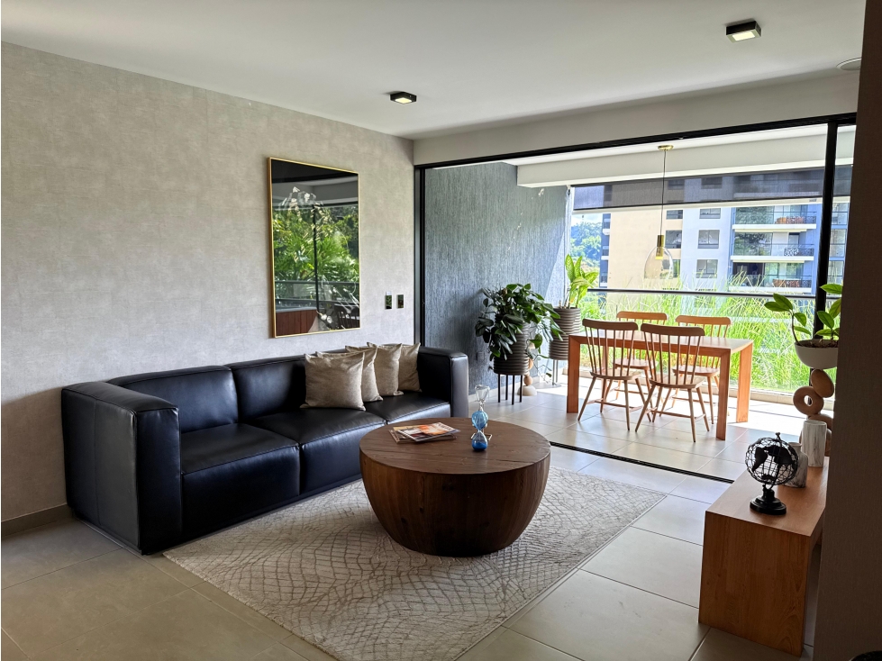 UN APARTAMENTO CON UNA MEGA TERRAZA Y JACUZZI PRIVADO — foto 5