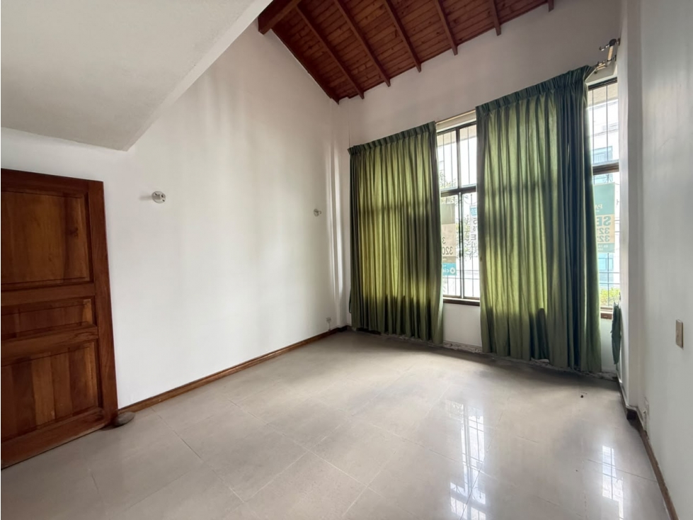 CASA CON EXCELENTE UBICACIÓN EN ALAMOS PEREIRA — foto 5