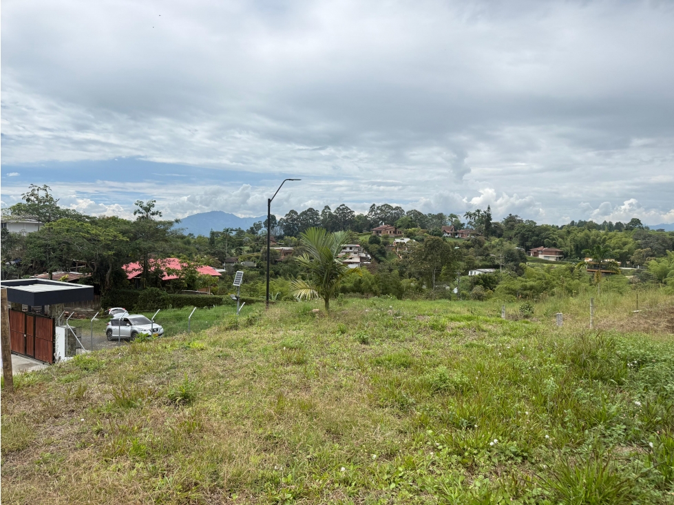 LOTE CAMPESTRE A 15 MINUTOS DE PEREIRA EN LA SALIDA A ARMENIA — foto 2