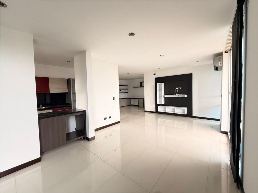 ESPECTACULAR APARTAMENTO DE 167mt2 EN PINARES PEREIRA