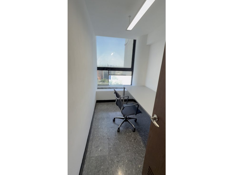 VENTA OFICINAS EDIFICIO LATINO, CENTRO MTY REMODELADA - 4