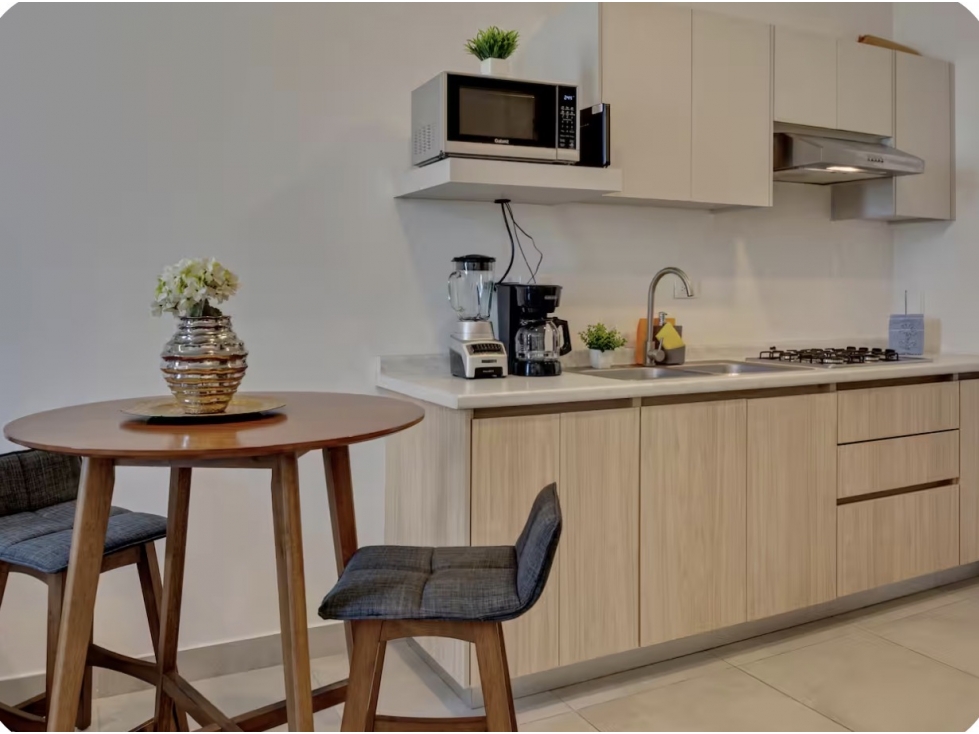 DEPARTAMENTO RENTA, TORRE ARENA CALZADA CENTRO MONTERREY