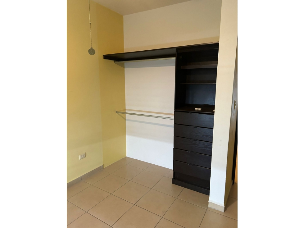 RENTA CASA, COLINAS DEL HUAJUCO - 6