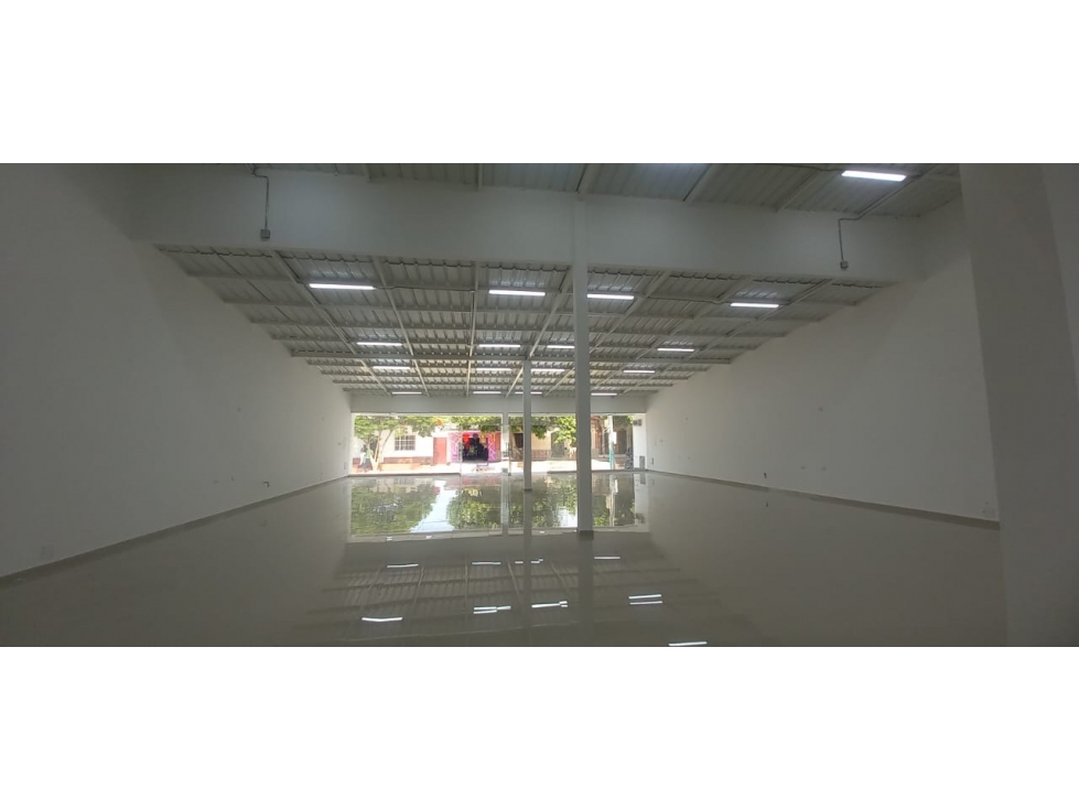 SE ARRIENDA BODEGA COMERCIAL BARANOA ATL. - 3