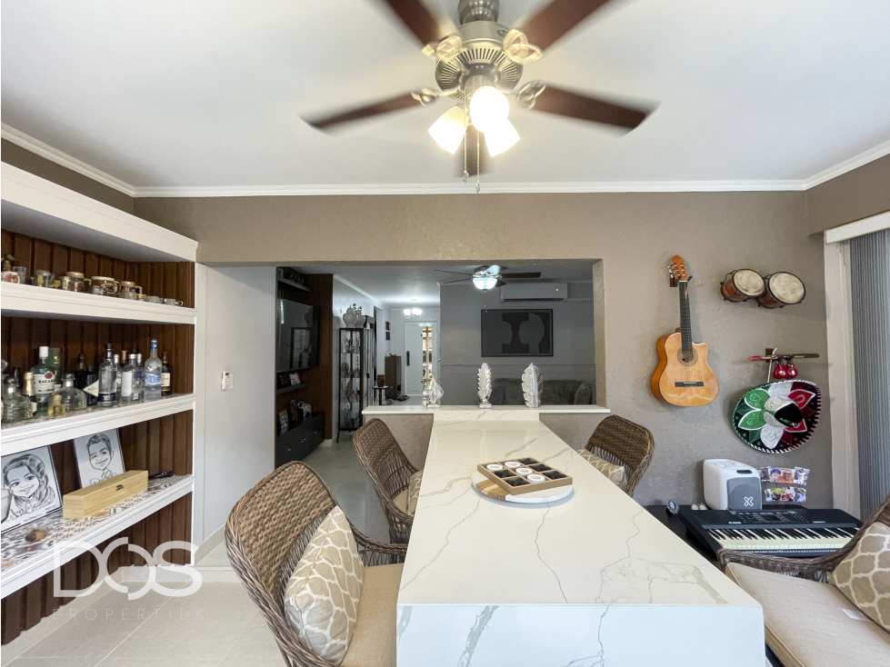 Venta de Casa Remodelada en Reserva de Versalles, Con Jacuzzi - 6