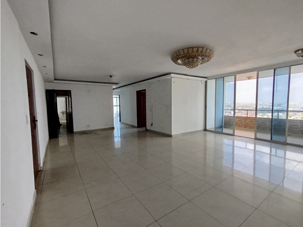 Apartamento en Venta en Betania | PH Crystal Hills | 198m² | Reposeído — foto 2