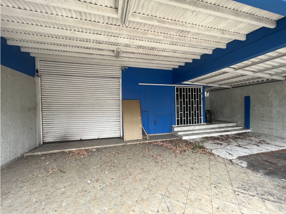 Casa Comercial en Remate Bancario 288 m² La Fontana, Chanis — foto 2