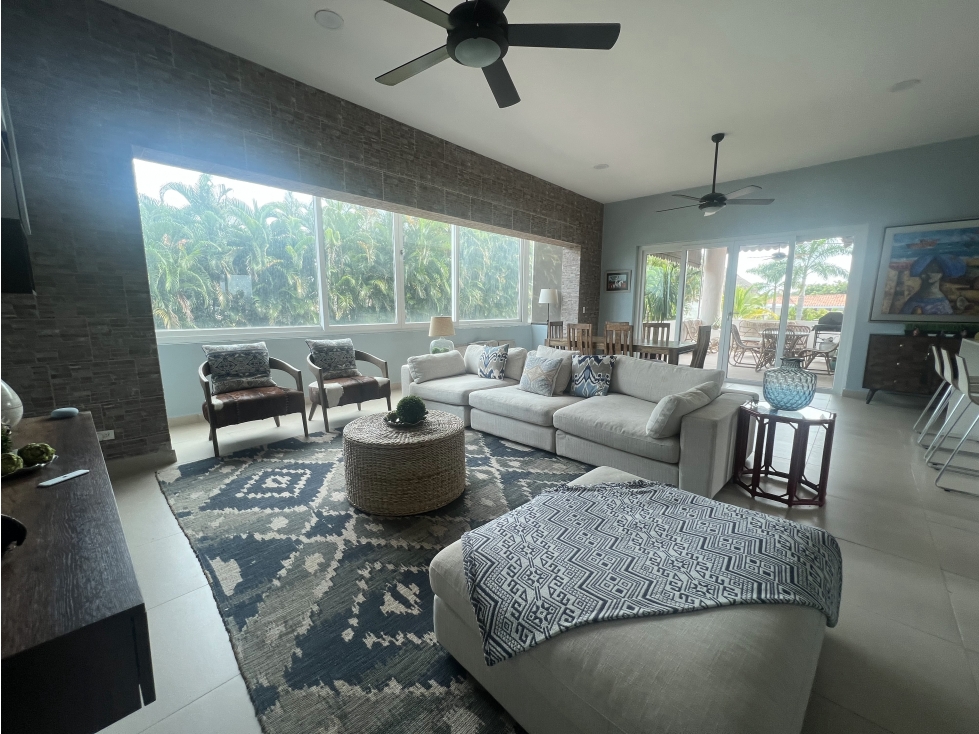 Apartamento en Venta en PH Punta Barco Village