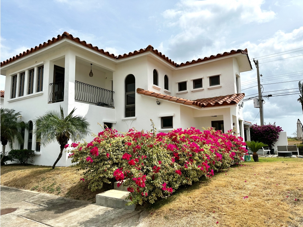 Venta de Casa Vista Mar, San Carlos
