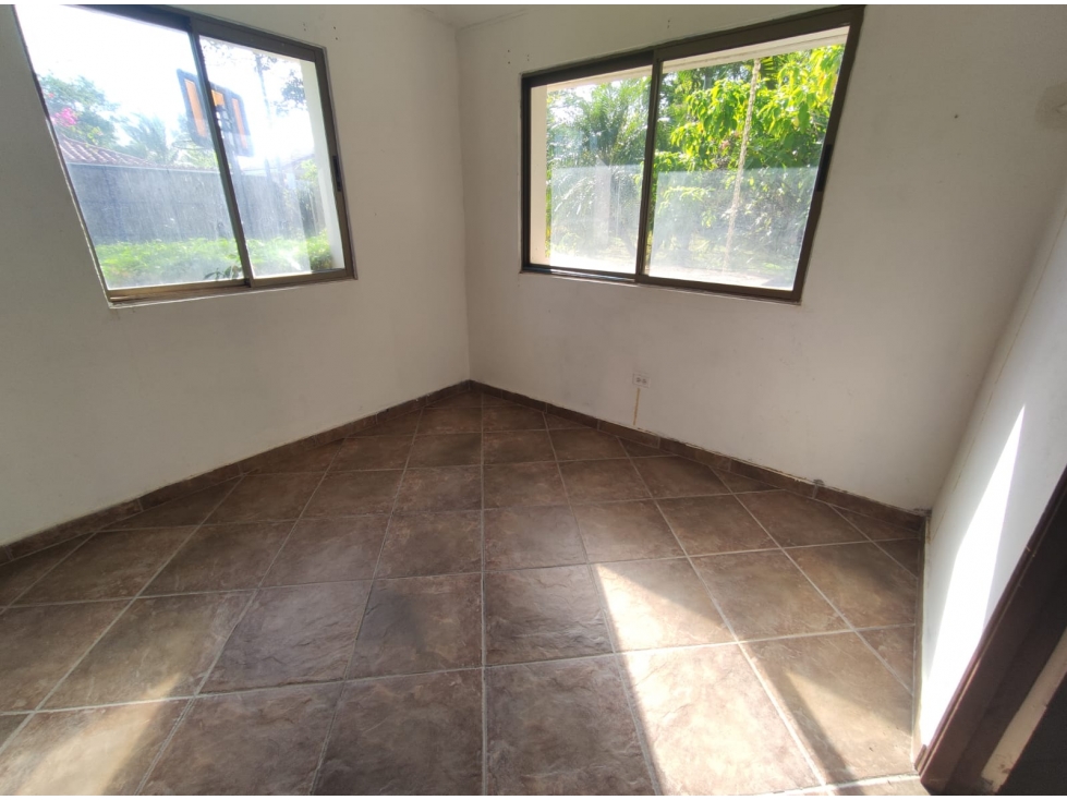 Venta de Casa con Piscina en Coronado Remate Bancario — foto 4