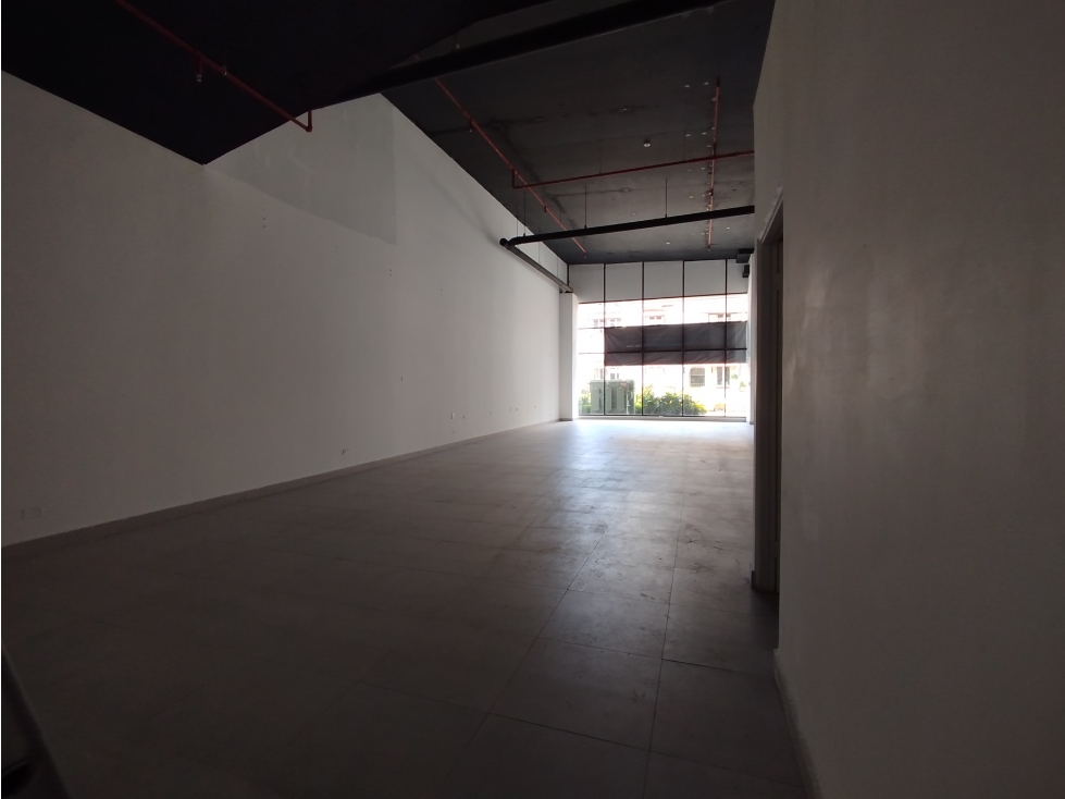 SE ALQUILA LOCAL COMERCIAL BALBOA BAY, BELLA VISTA — foto 4