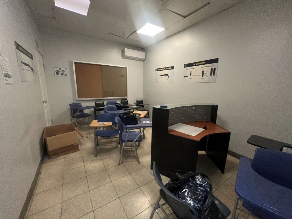 Venta de Edificio Comercial en Avenida 12 de Octubre Pueblo Nuevo — foto 4
