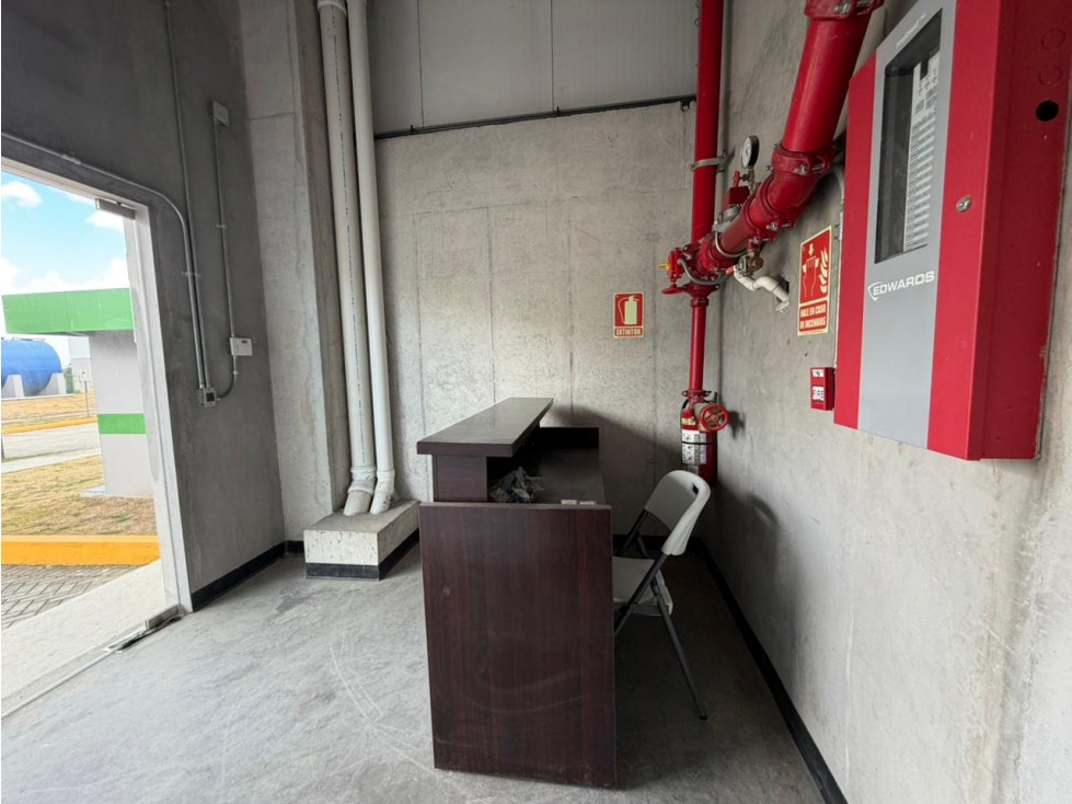 Galera en Alquiler Don Bosco Zona Uno 1,141 m² — foto 3