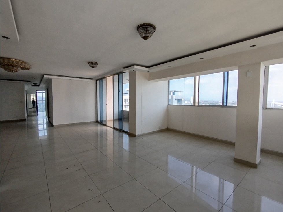 Apartamento en Venta en Betania | PH Crystal Hills | 198m² | Reposeído — foto 5