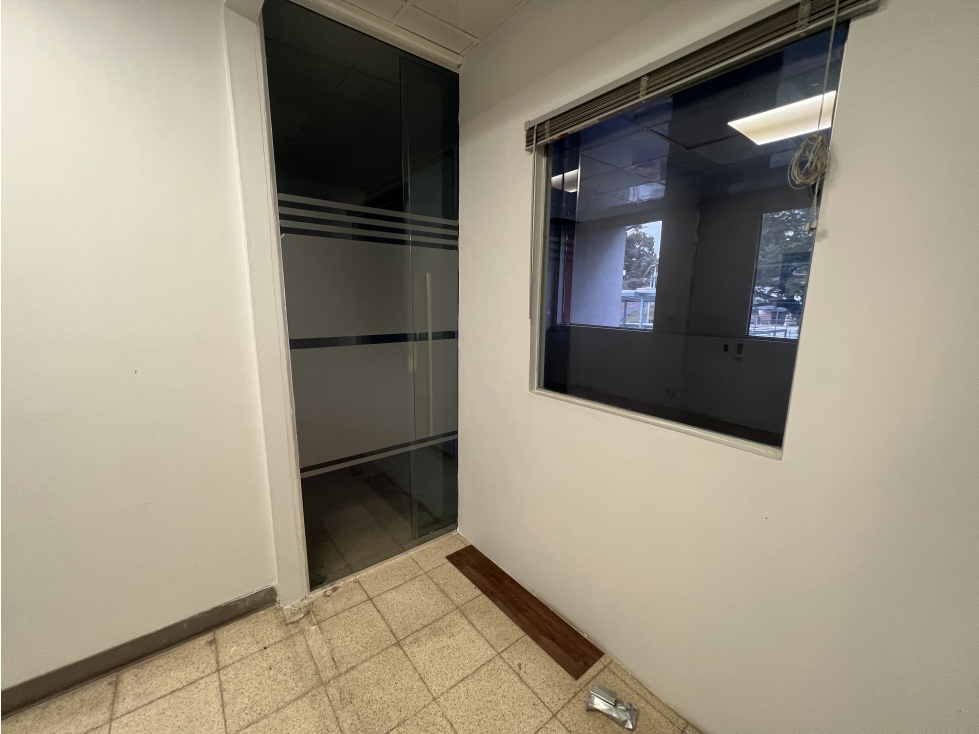 Venta de Edificio Comercial en Avenida 12 de Octubre Pueblo Nuevo — foto 6