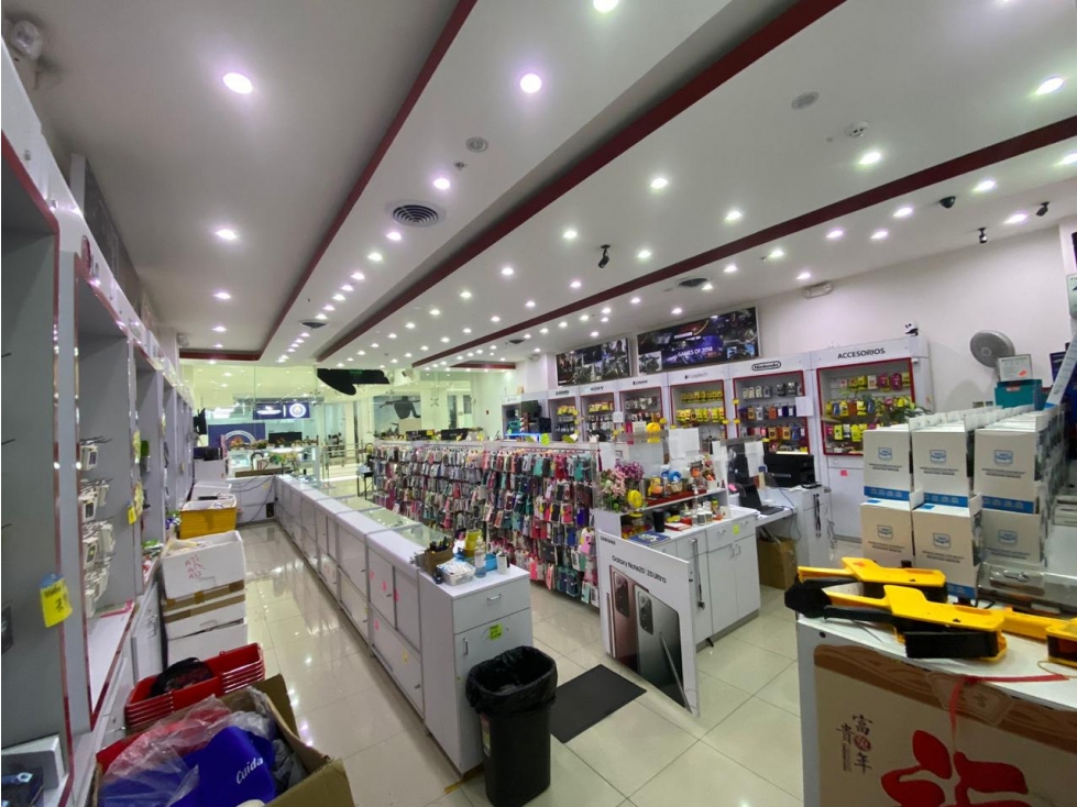 Venta de Local Comercial en Los Andes Mall | 142.80 m²