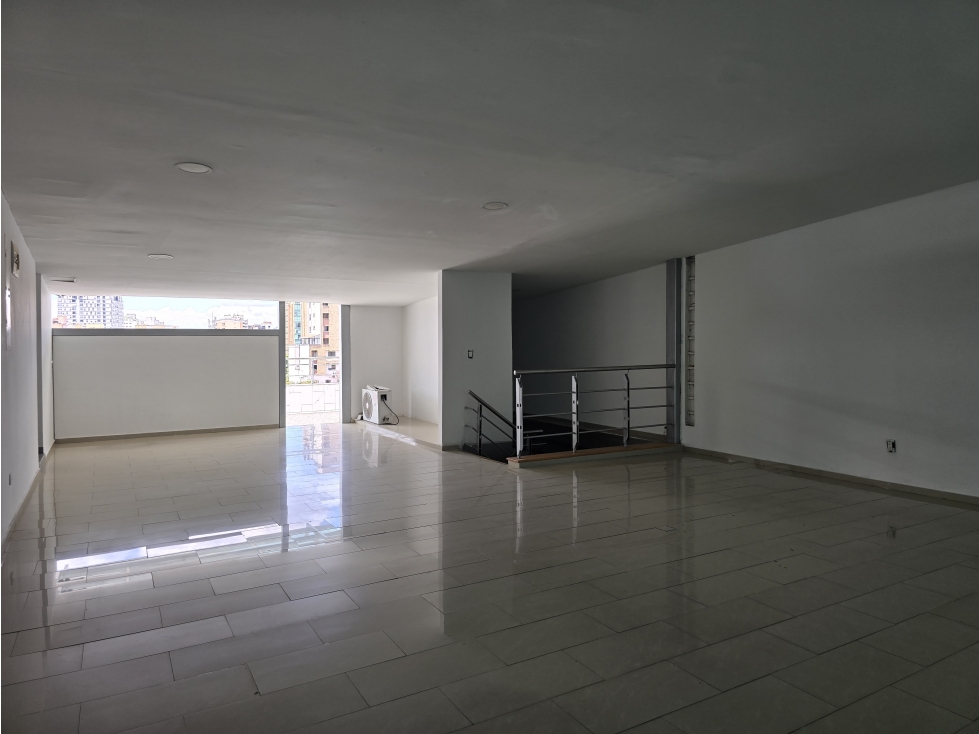 Edificio en Venta en Cabecera, Bucaramanga 1.050 m² Construidos - 2