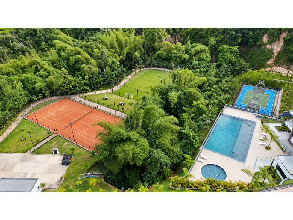 Lote Plano en Venta de 980 m² en Bosque Masaryk | Club House - 6