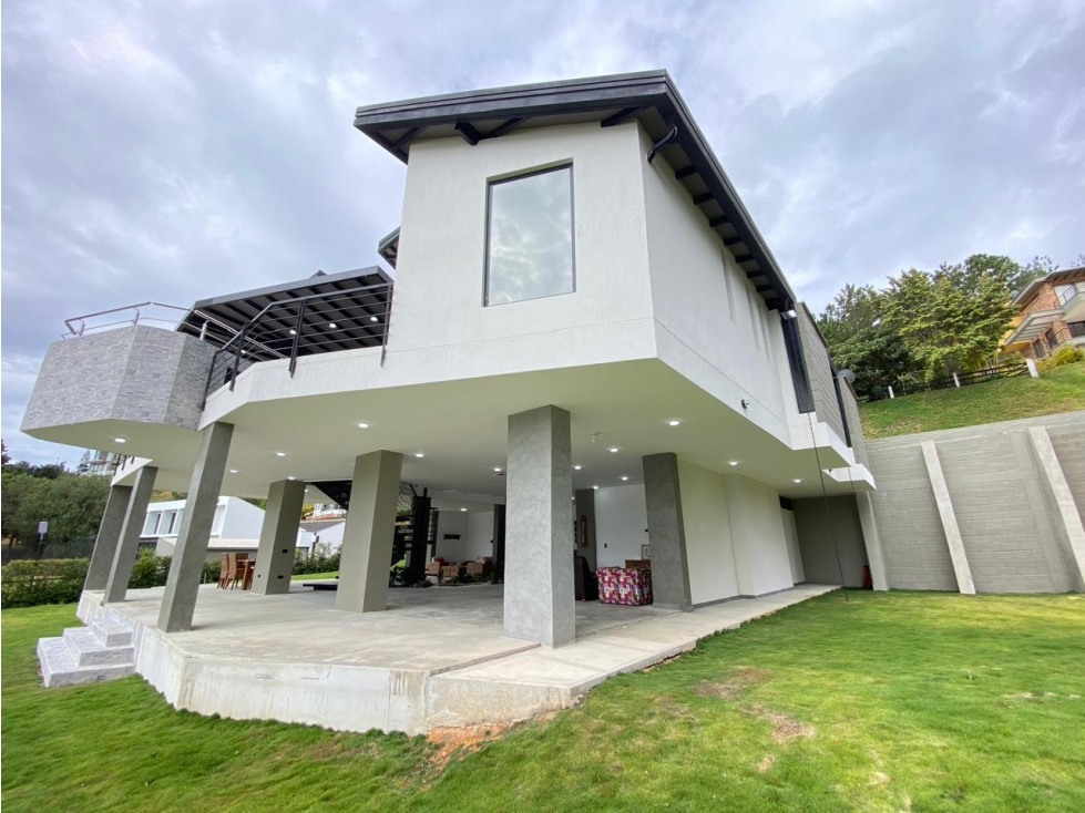 En Venta Casa en Bosque del Lago, Mesa de los Santos - 2