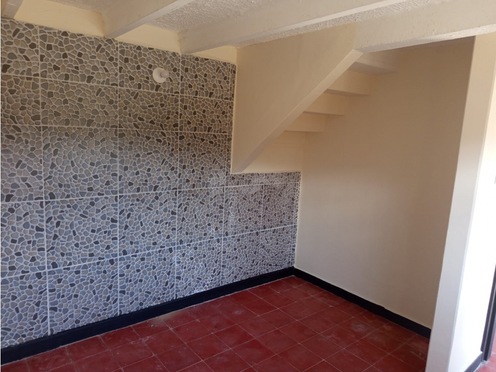 CASA EN VENTA EN SAN MARTÍN, SAN GIL | 160 M² DE TERRENO - 2