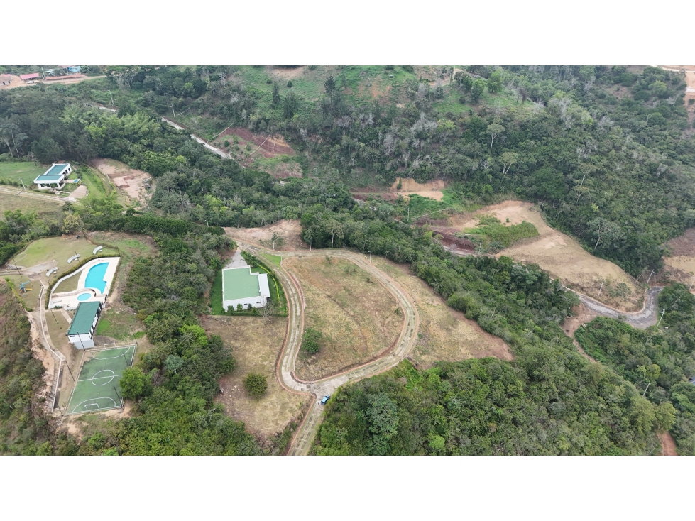 Lote en venta en Condominio Vista Real 1.318 m² - 2